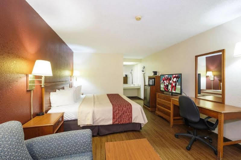Quality Inn Emporia Exterior photo